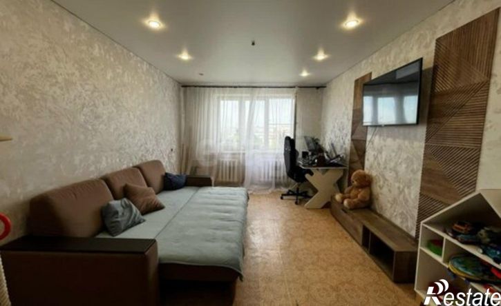 3-комн квартира улица Луначарского, 57,  д. 57
