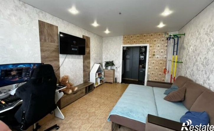 3-комн квартира улица Луначарского, 57,  д. 57