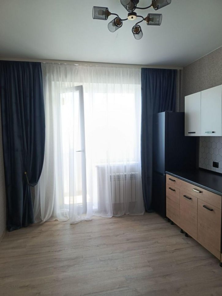 2-комн квартира Хворостухина ул, 11а