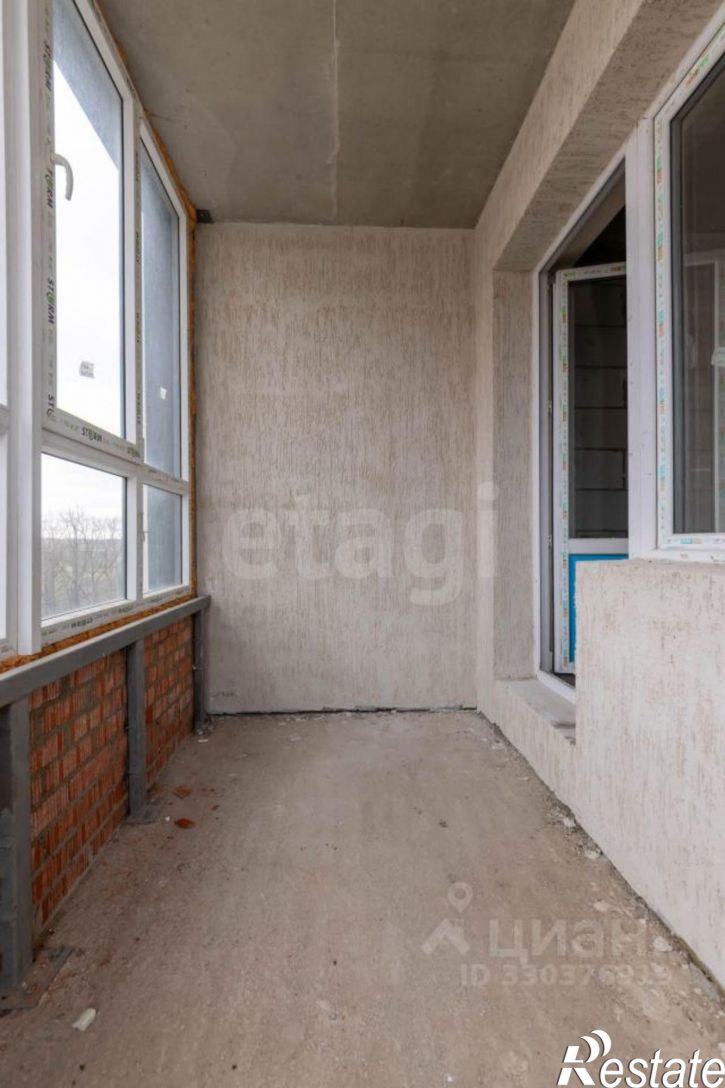 3-комн квартира улица Аркадия Шипунова, 1,  д. 1