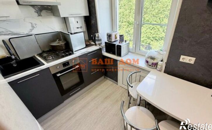 3-комн квартира улица Кутузова, 43,  д. 43