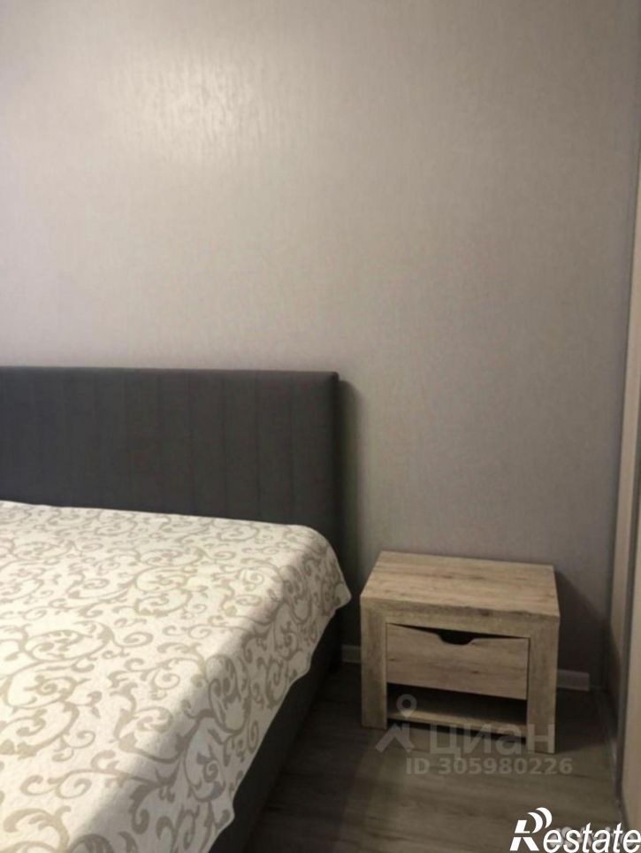 2-комн квартира улица Академика Насоновой, 1В,  д. 1В