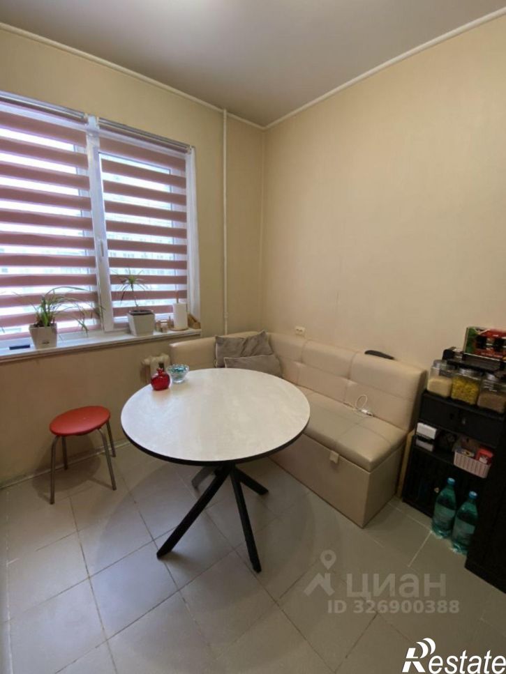 4-комн квартира ул Пузакова, 17,  д. 17