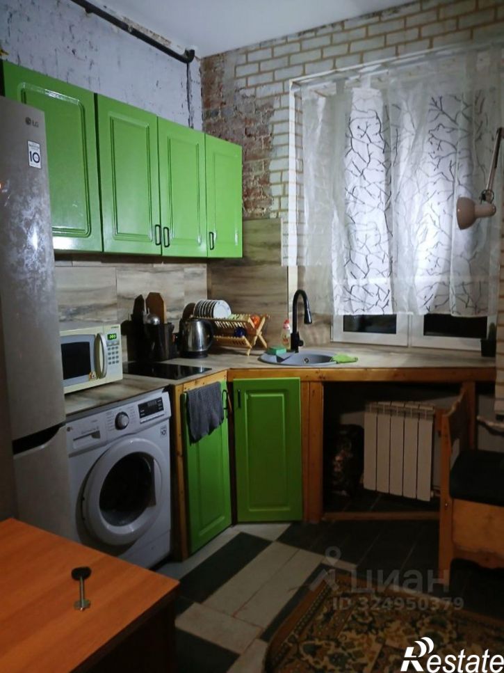 2-комн квартира улица Кирова, 151,  д. 151