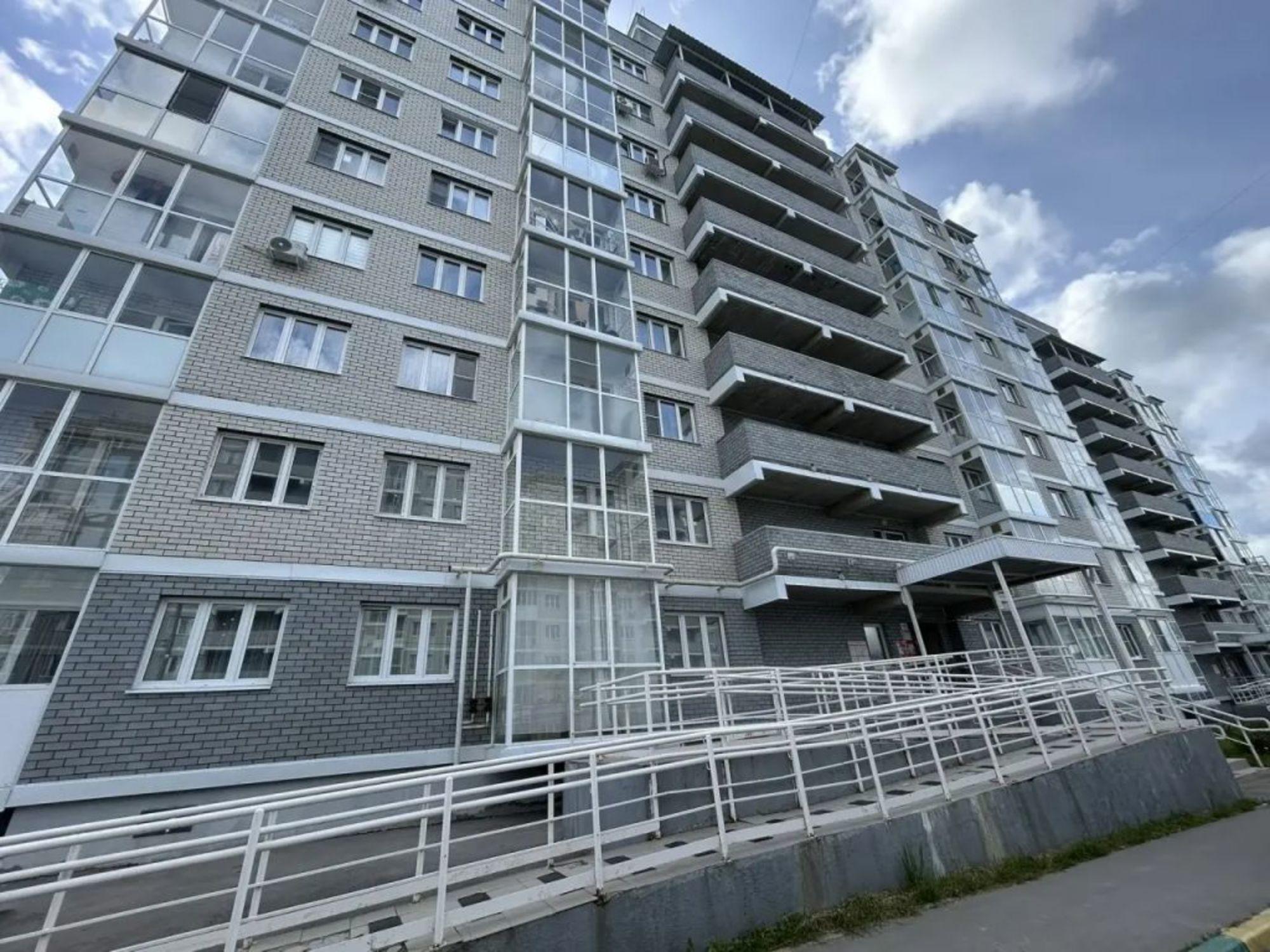 Купить квартиру за 4 400 000 рублей на Петровская ул, 2