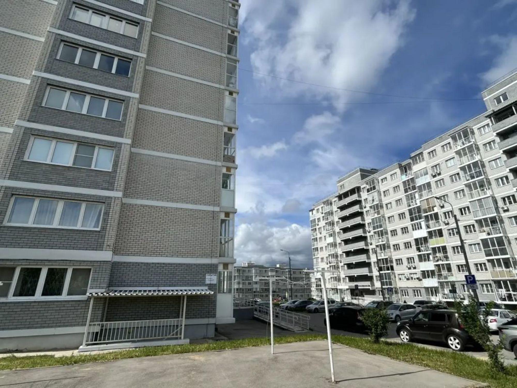Купить квартиру за 4 400 000 рублей на Петровская ул, 2