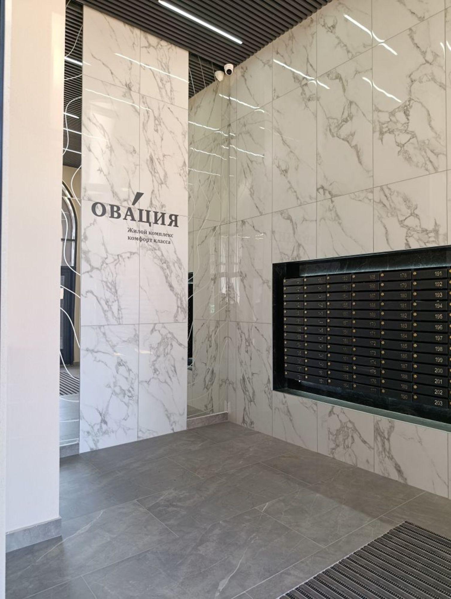 Купить студию за 5 300 000 рублей на Ф.Смирнова ул, 2к1