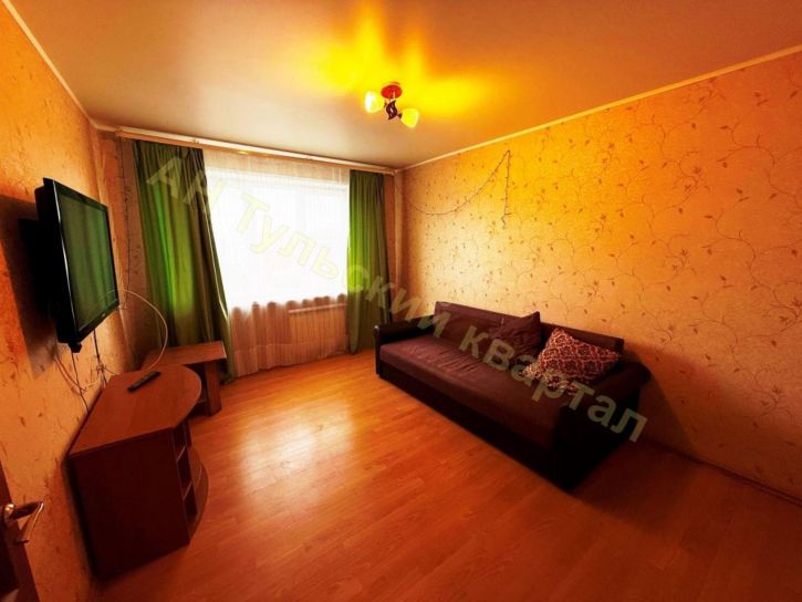 2-комн квартира М. Горького ул, 37