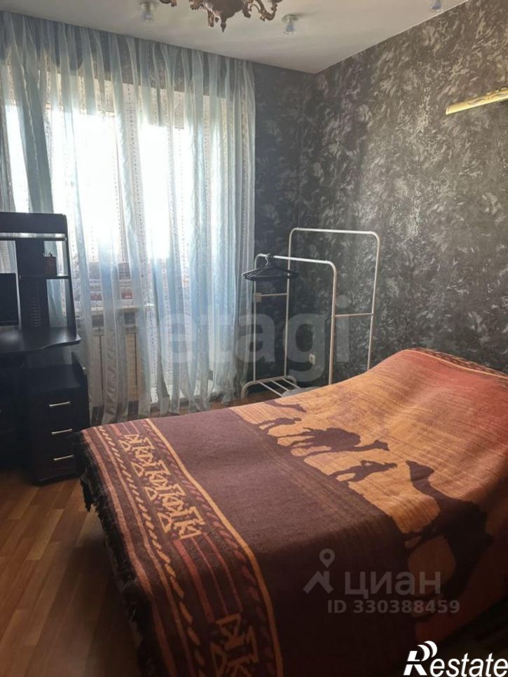 3-комн квартира Калужское шоссе, 1,  д. 1