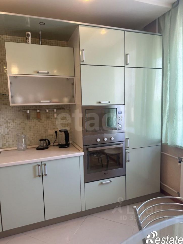 3-комн квартира Калужское шоссе, 1,  д. 1