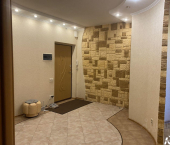 2-комн, 81кв м, этаж 10/12 ул Лейтейзена, 9