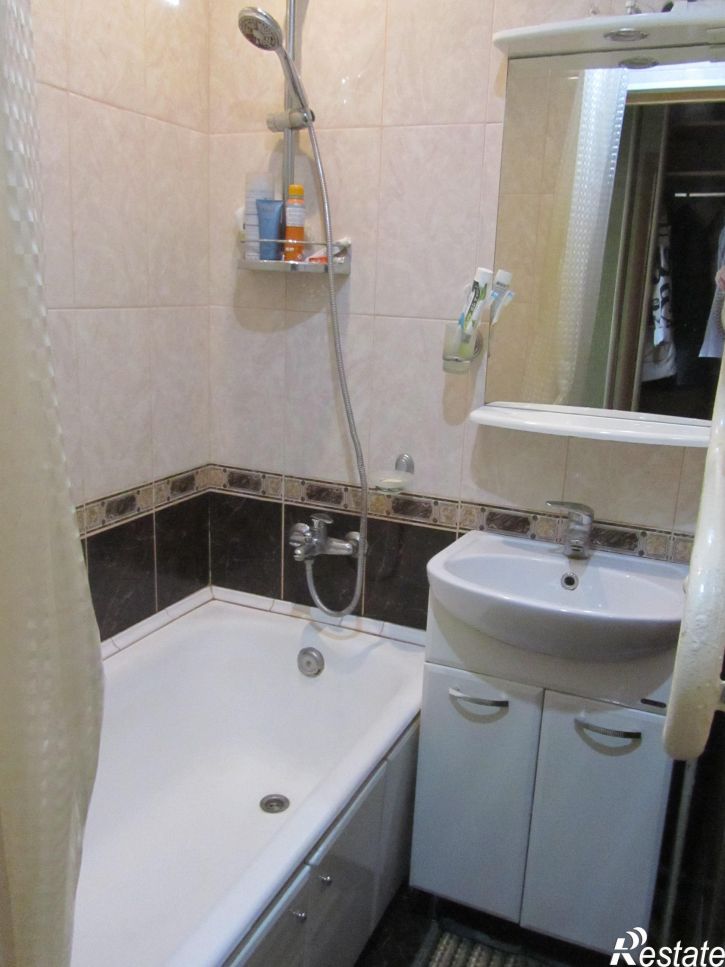 2-комн квартира калинина, 20 к 1