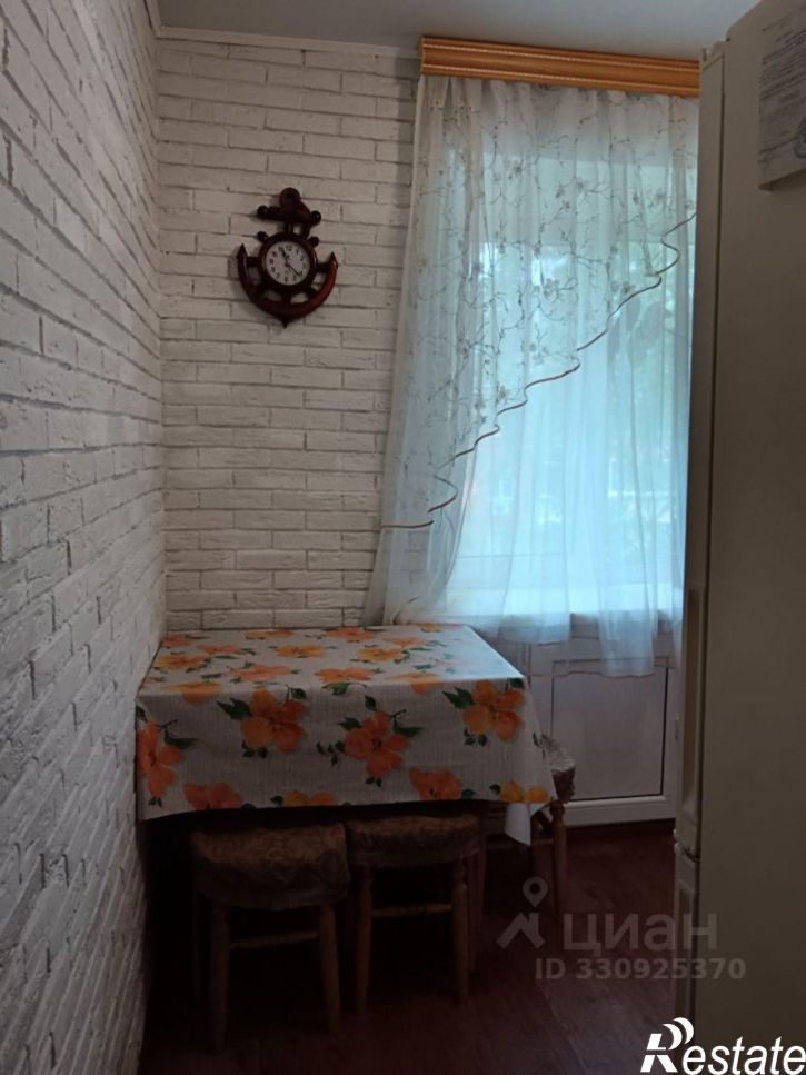 2-комн квартира улица Баженова, 4,  д. 4