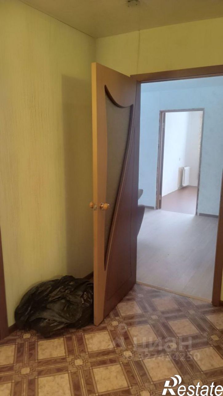 4-комн квартира улица Немцова, 15А,  д. 15А