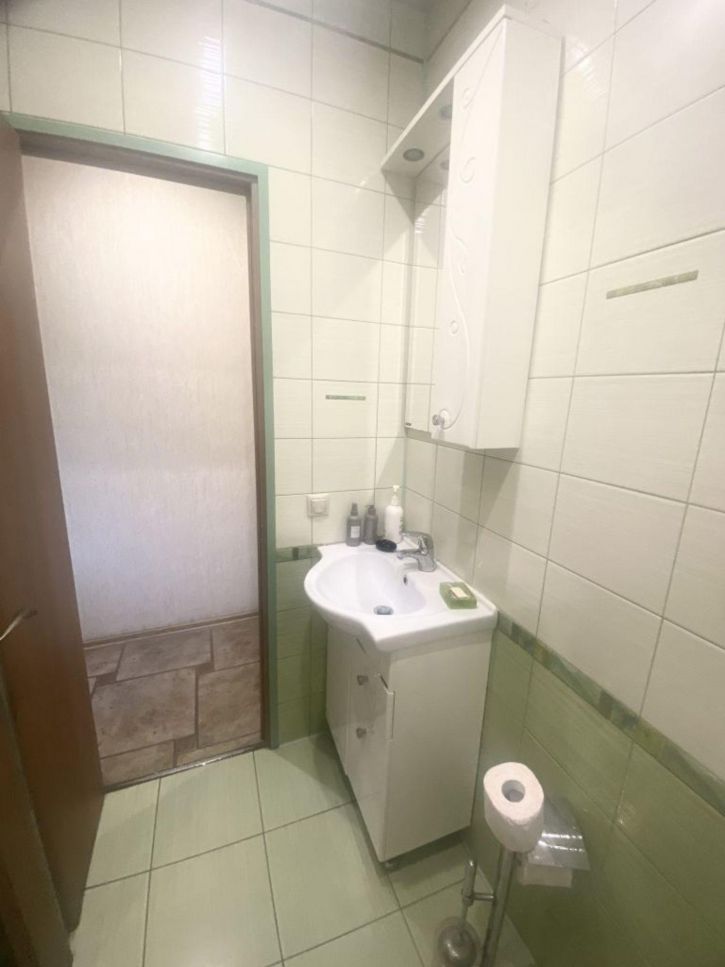 2-комн квартира Мориса Тореза ул, 3