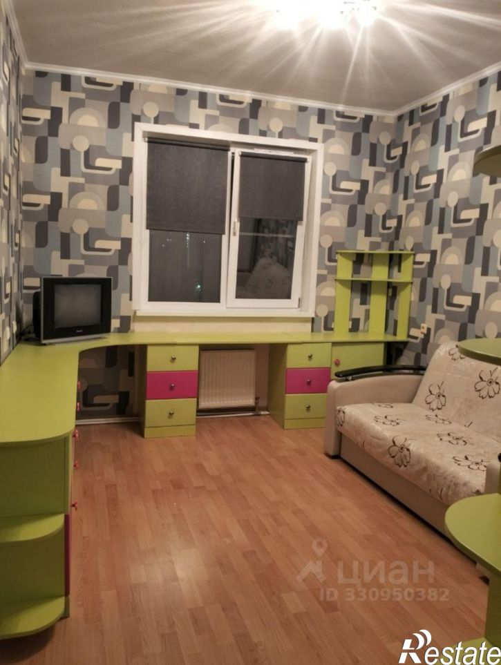 3-комн квартира улица Будённого, 90Б,  д. 90Б