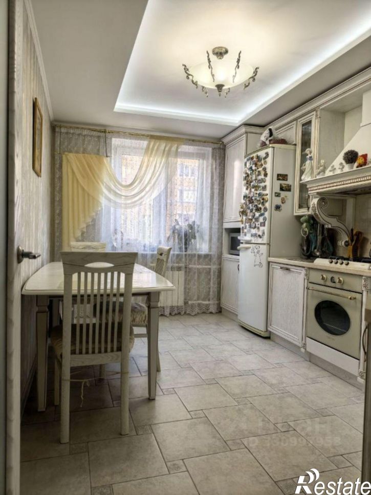 3-комн квартира улица Михеева, 11А,  д. 11А