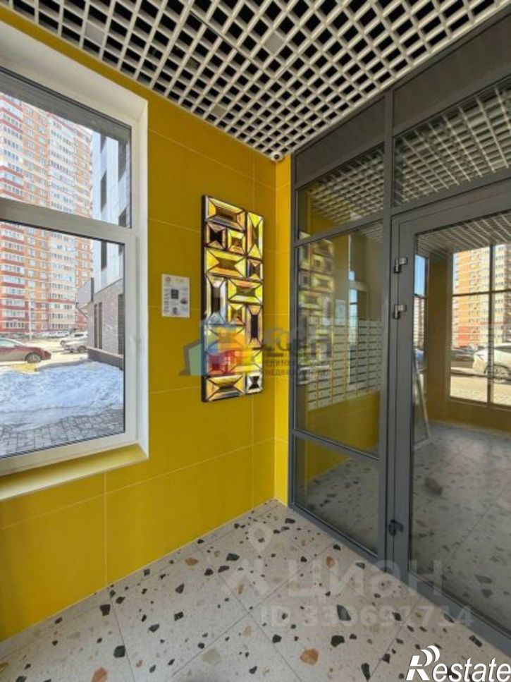 3-комн квартира улица Аркадия Шипунова, 1,  д. 1