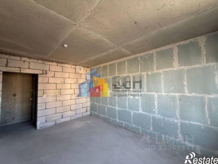 3-комн квартира улица Аркадия Шипунова, 1,  д. 1