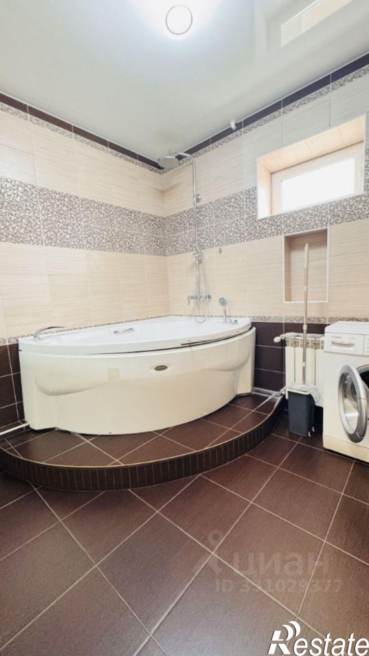 3-комн квартира улица Дзержинского, 10,  д. 10