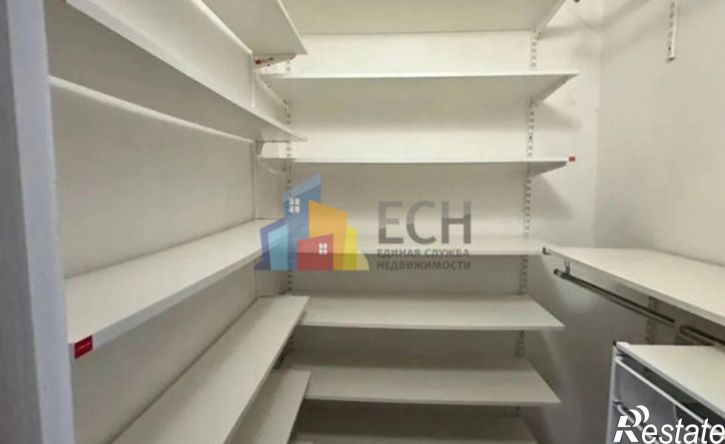 3-комн квартира улица Макаренко, 9Б,  д. 9Б