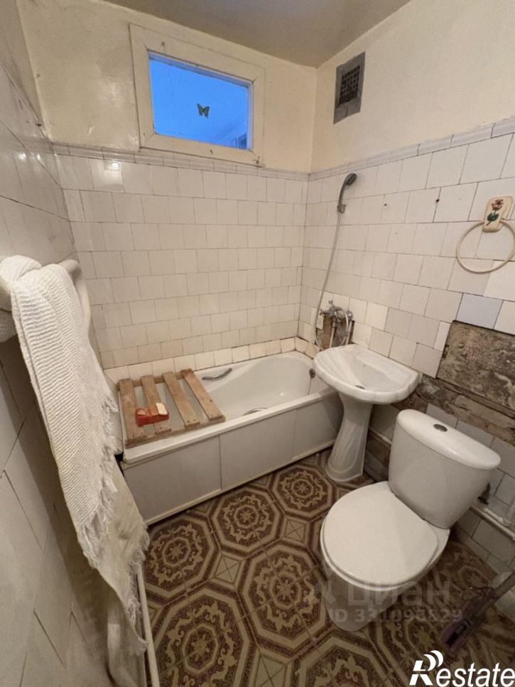 2-комн квартира улица Бундурина, 34А,  д. 34А