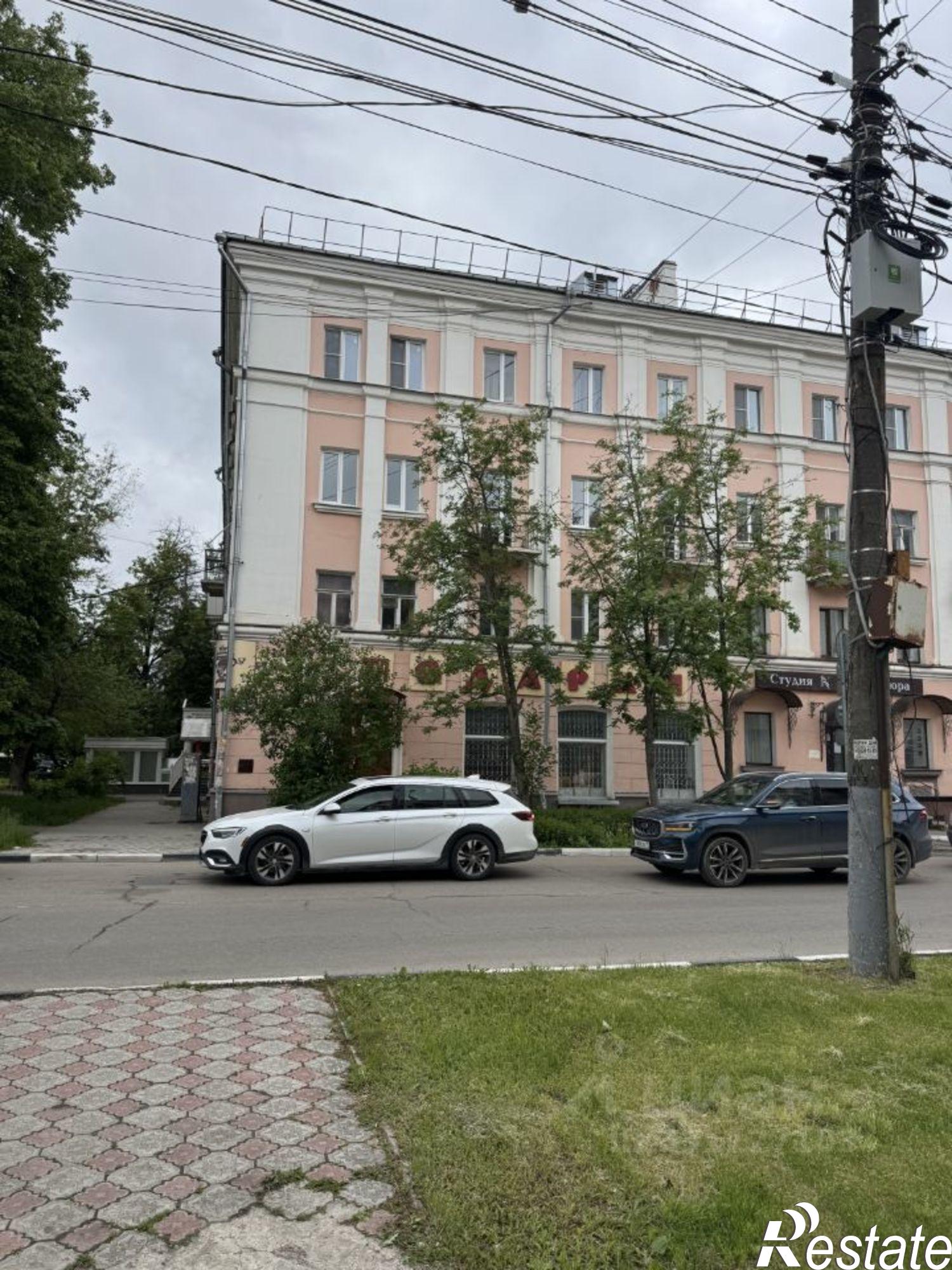 Сдать торговое помещение за 252 000 рублей на пр-кт Ленина, 70