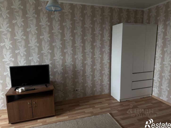 1-комн квартира улица Мезенцева, 44 к4,  д. 44 к4