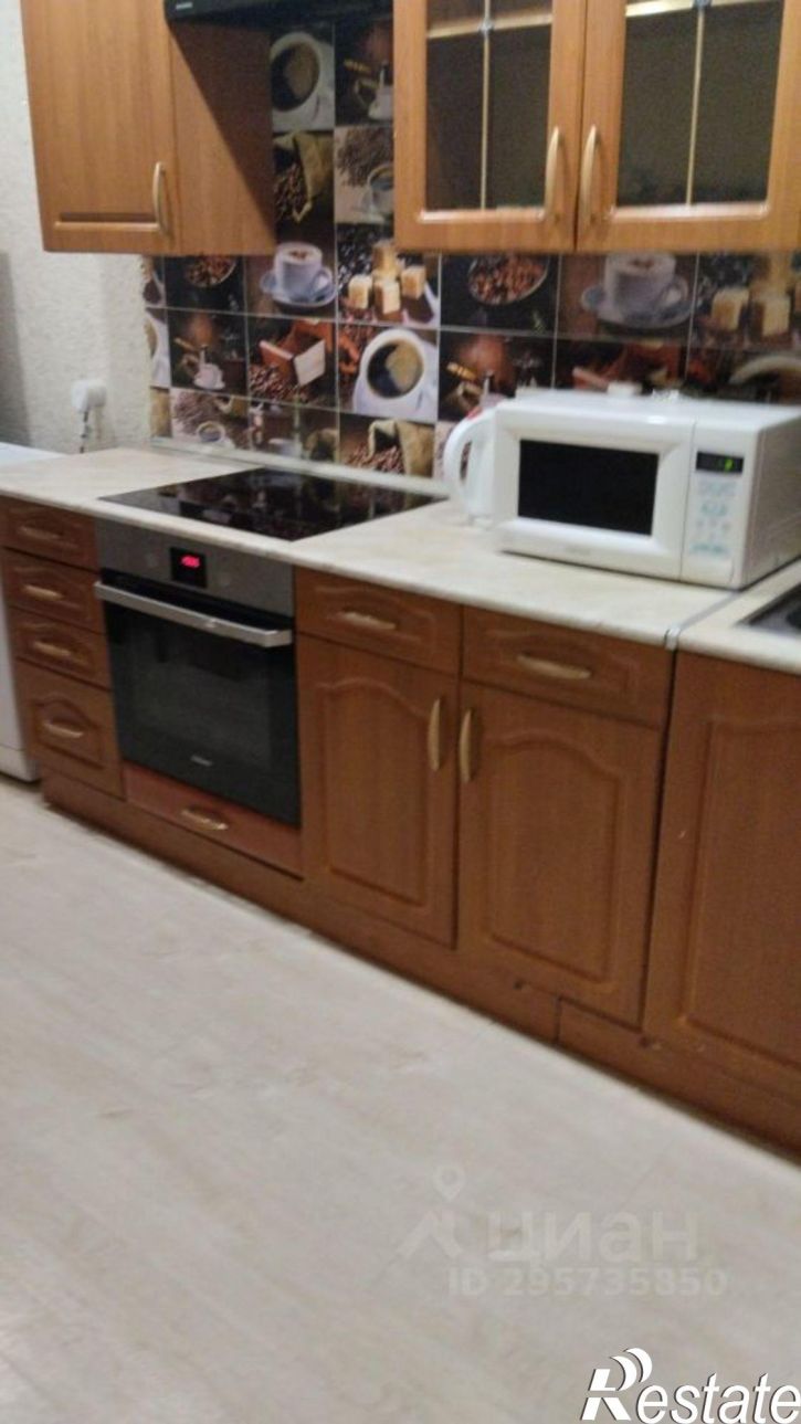3-комн квартира ул Хворостухина, 2А,  д. 2А
