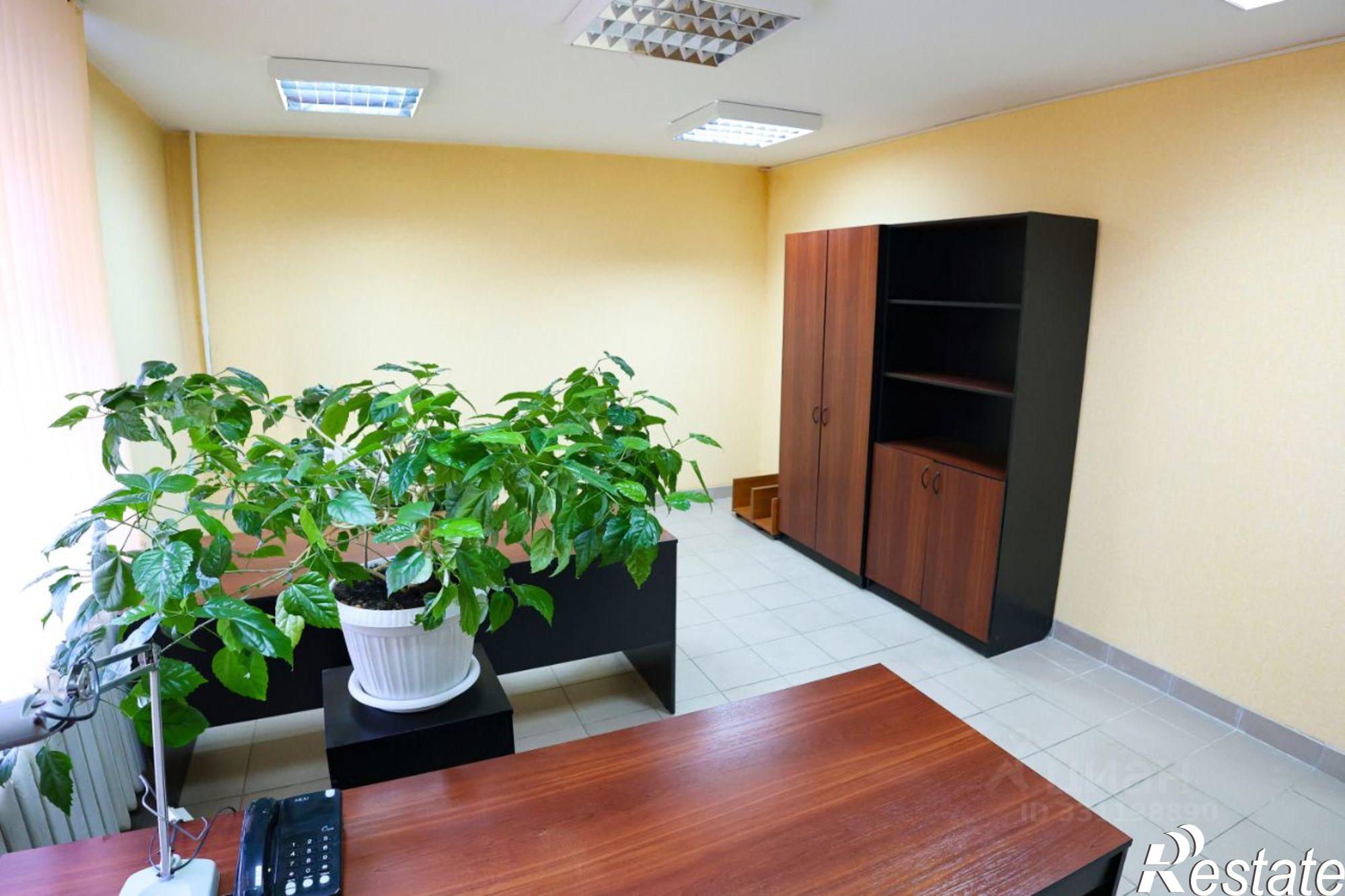 Купить офис, помещение под офис за 4 879 480 рублей на ул Михеева, 11А