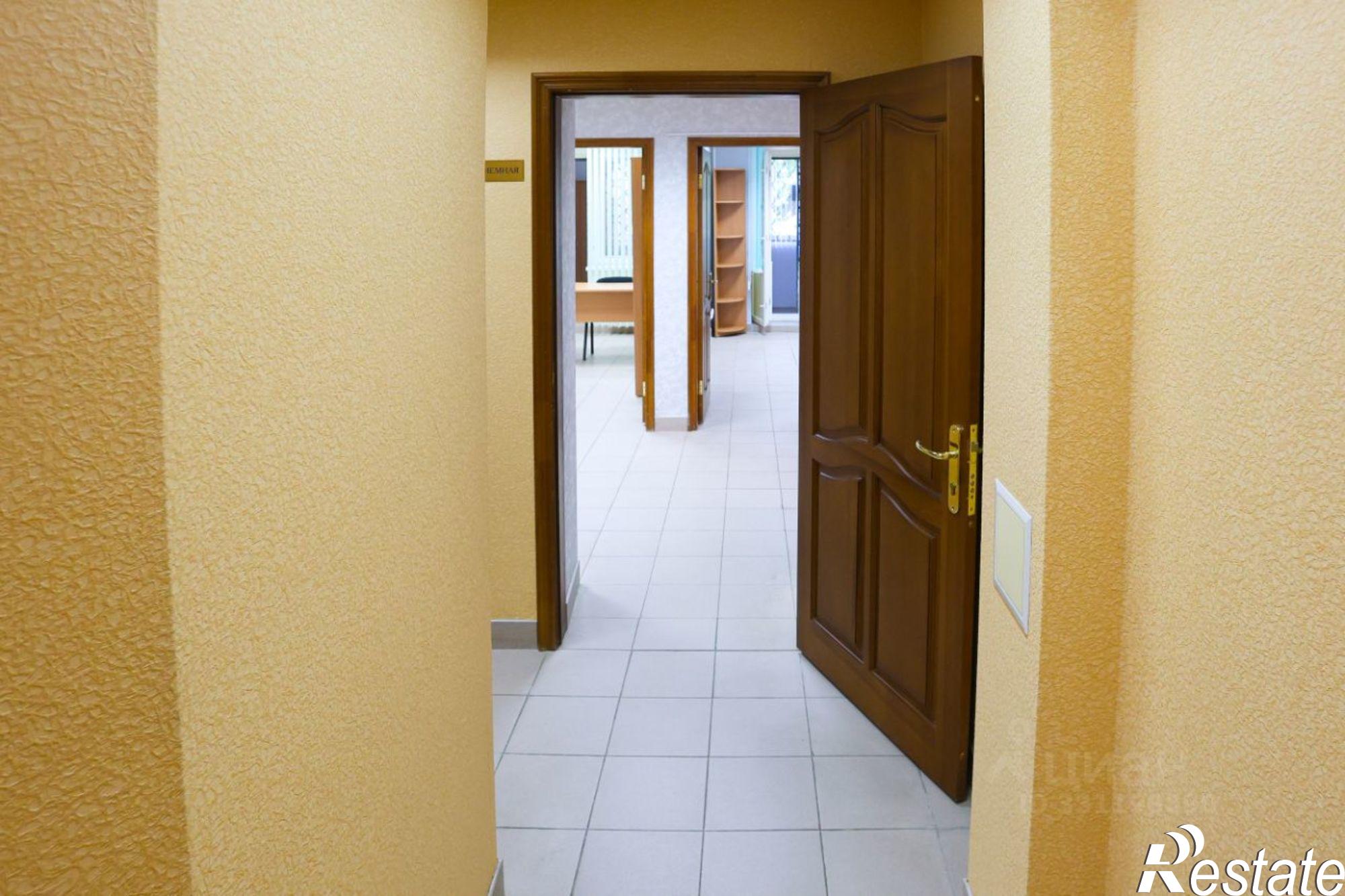Купить офис, помещение под офис за 4 879 480 рублей на ул Михеева, 11А