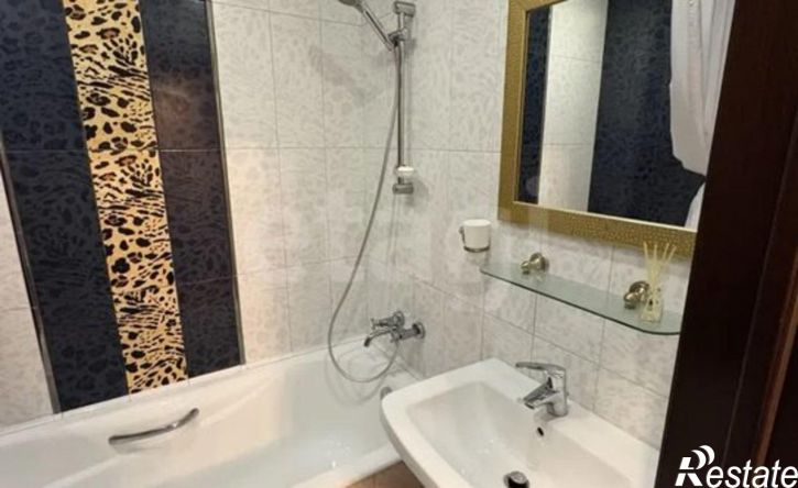 2-комн квартира улица Баженова, 10,  д. 10