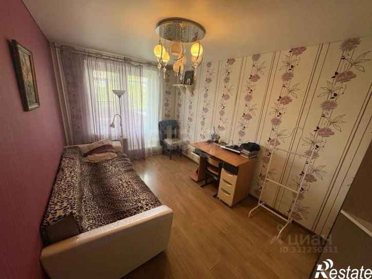 3-комн квартира Ложевая улица, 130,  д. 130