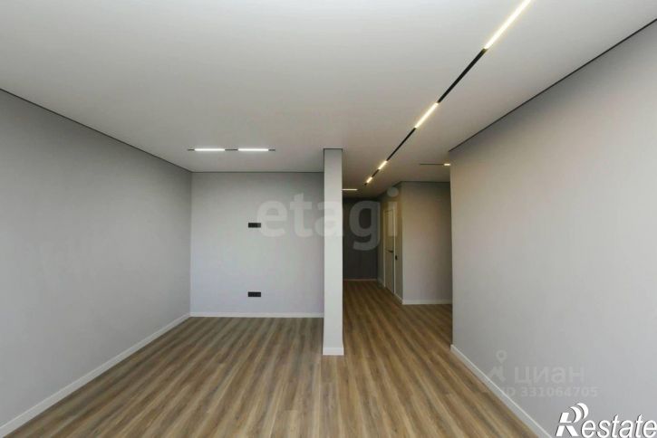 3-комн квартира улица Генерала Маргелова, 3Б,  д. 3Б