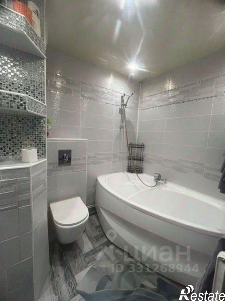 2-комн квартира улица Хворостухина, 27,  д. 27