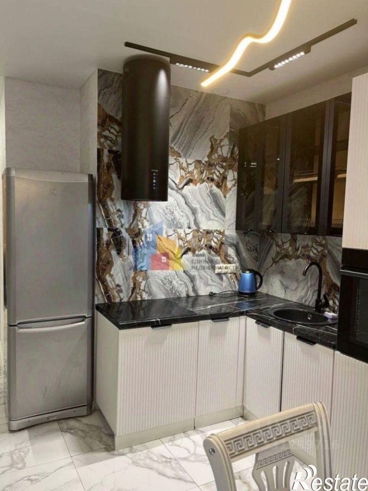 2-комн квартира ул Новомосковская, 10А,  д. 10А