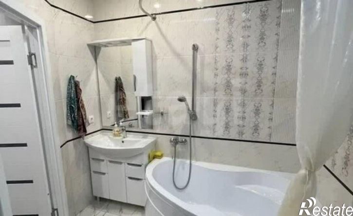 2-комн квартира ул Восточная, 1,  д. 1