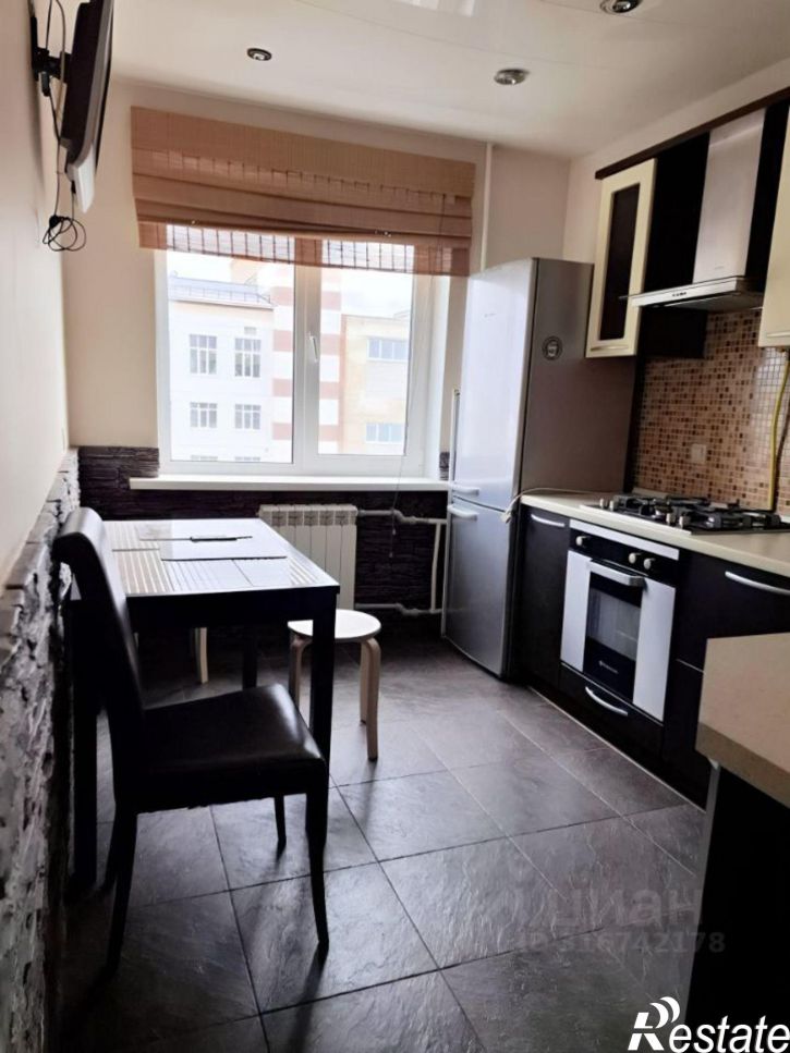 2-комн квартира улица Луначарского, 57,  д. 57