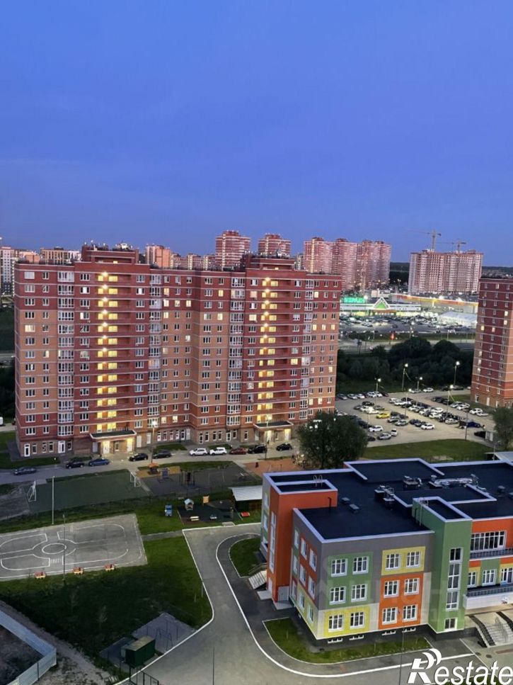 2-комн квартира ул Новомосковская, 10А,  д. 10А