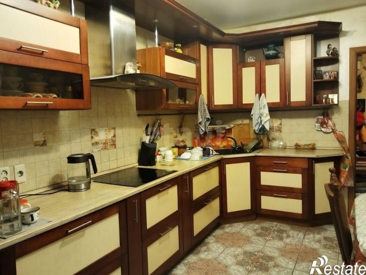 3-комн квартира улица Хворостухина, 1,  д. 1