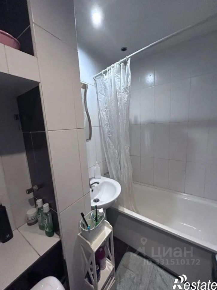 2-комн квартира улица Лейтейзена, 1,  д. 1