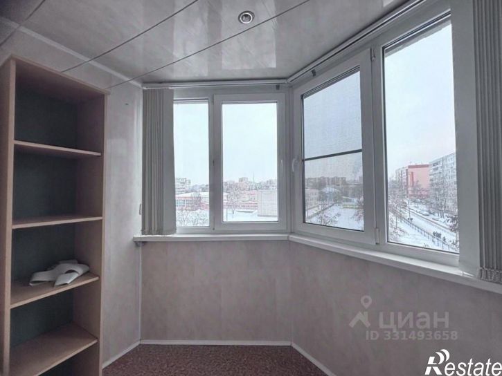 2-комн квартира ул Братьев Жабровых, 8,  д. 8