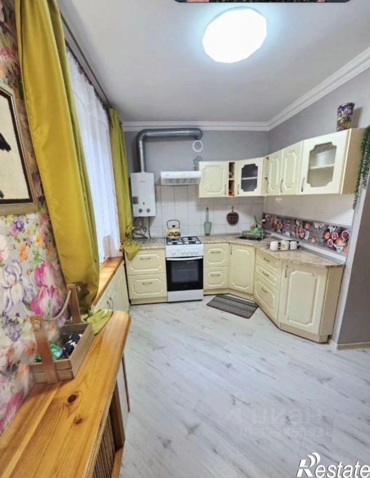 2-комн квартира улица Революции, 28,  д. 28