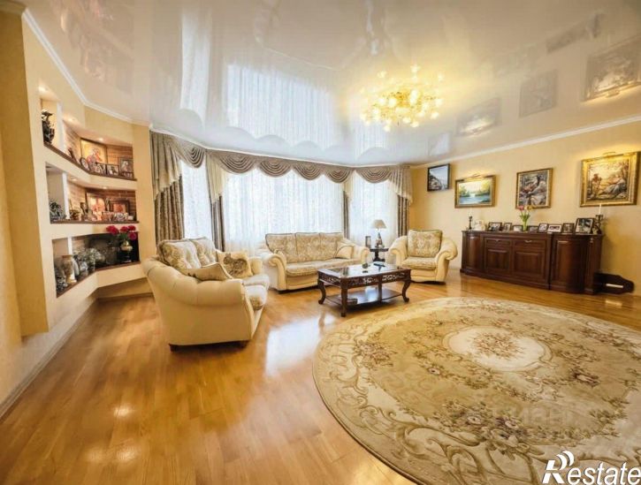 6-комн квартира пр-кт Ленина, 52Б,  д. 52Б