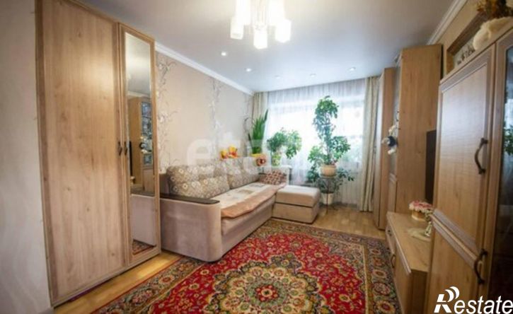 3-комн квартира улица Мезенцева, 40,  д. 40