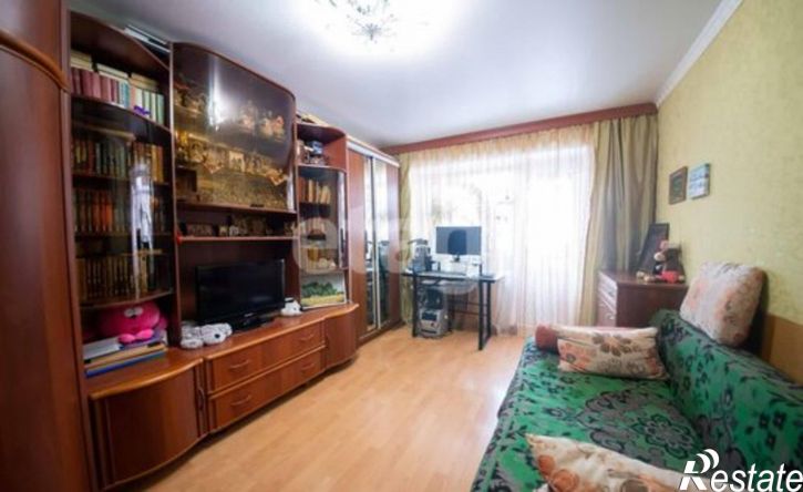 3-комн квартира улица Мезенцева, 40,  д. 40