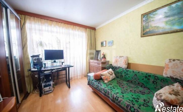 3-комн квартира улица Мезенцева, 40,  д. 40