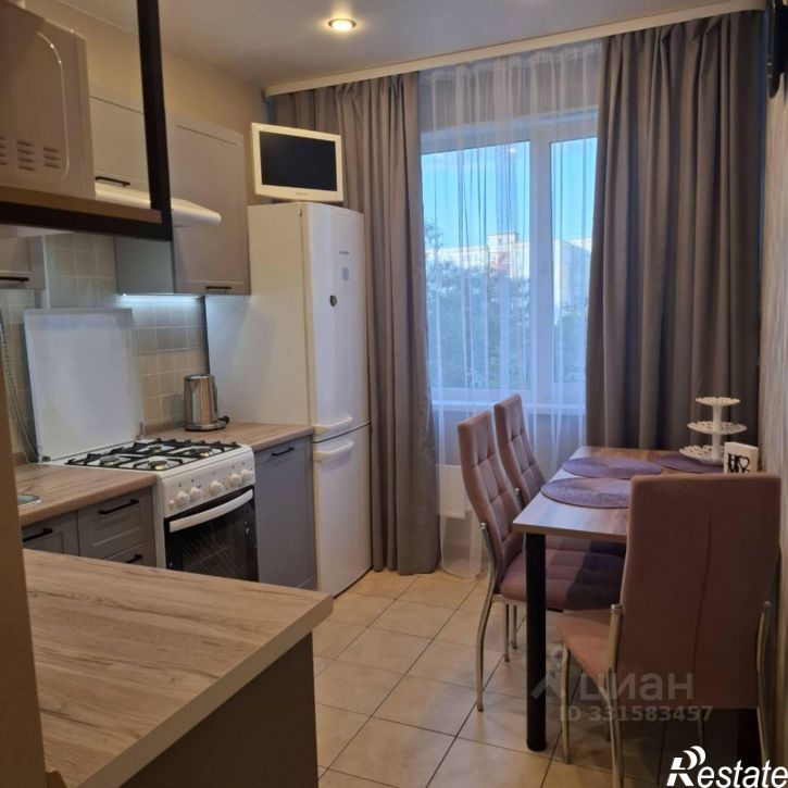 2-комн квартира улица Революции, 24,  д. 24