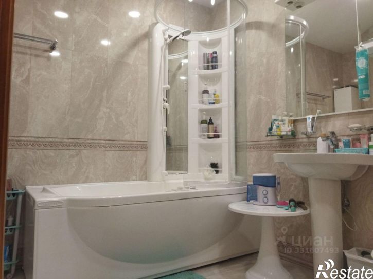 3-комн квартира ул Революции, 15,  д. 15