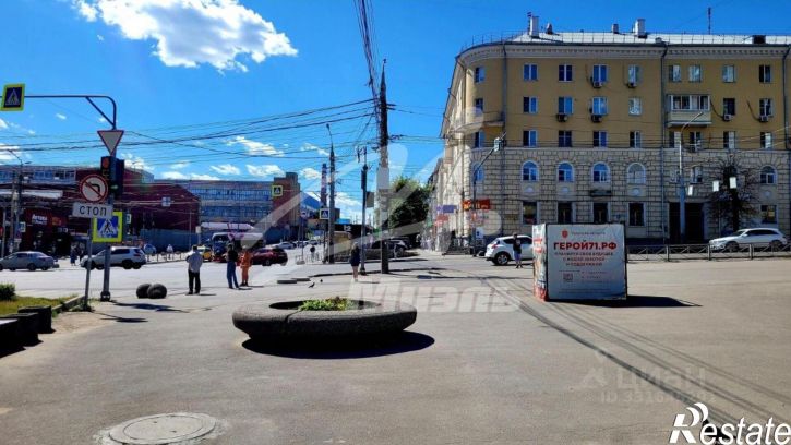 3-комн квартира ул М.Горького, 1,  д. 1